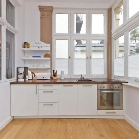 Saphira App 01 * 塞巴特黑灵斯多夫